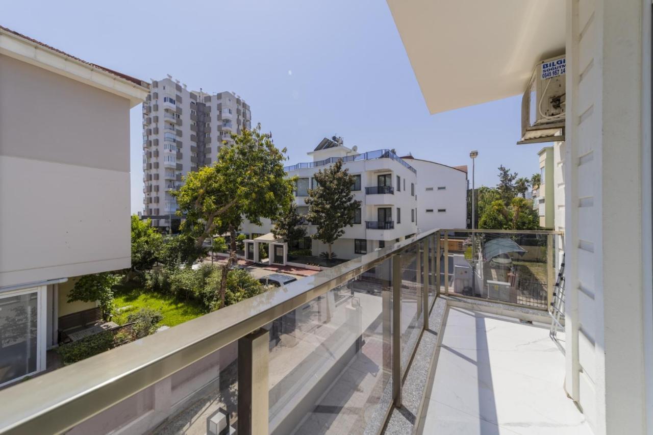 Furnished Flat W Balcony 2 Min To In Appartement Antalya
