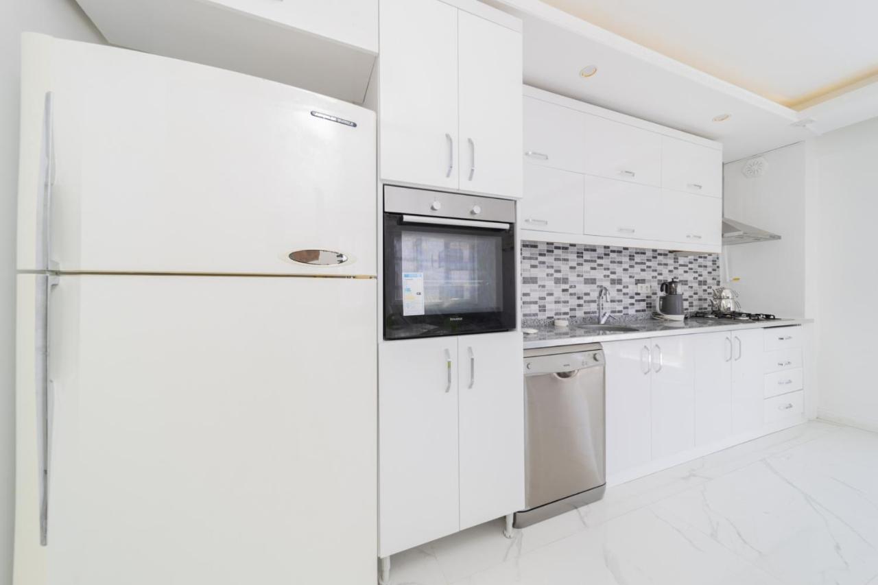 Appartement Furnished Flat W Balcony 2 Min To In